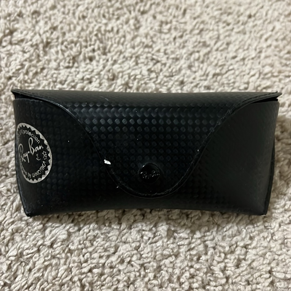 Rayban sunglasses polarized lenses (blue/black glasses) - Picture 4 of 5